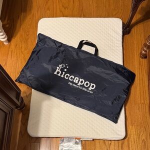 Hiccapop Baby Gear - mattress and carry bag